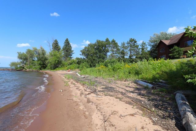 2729 Lake Shore Dr E, Ashland, WI 54806