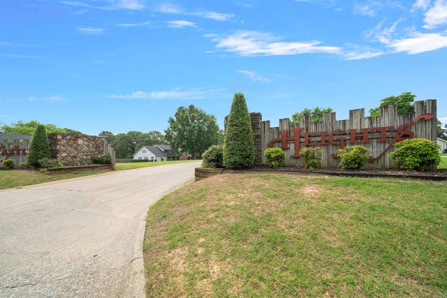 15 Castle Heights, Cabot, AR 72023