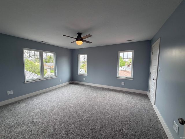 1049 Oak Street, Huntington, IN 46750