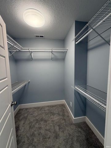 1049 Oak Street, Huntington, IN 46750