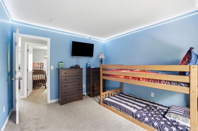 692 Crofton Loop, Delaware, OH 43015