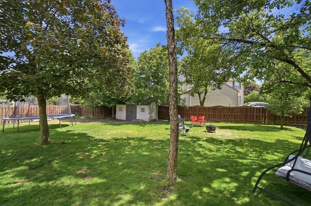 692 Crofton Loop, Delaware, OH 43015