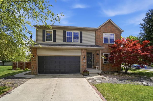 692 Crofton Loop, Delaware, OH 43015