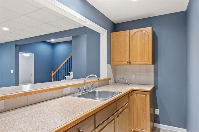 395 Amberbrook Circle, Grayson, GA 30017