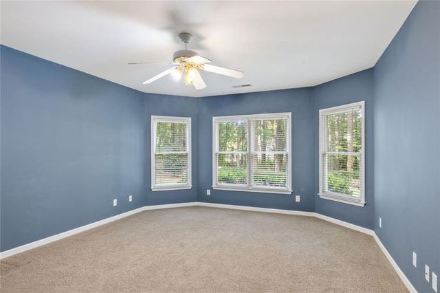 395 Amberbrook Circle, Grayson, GA 30017