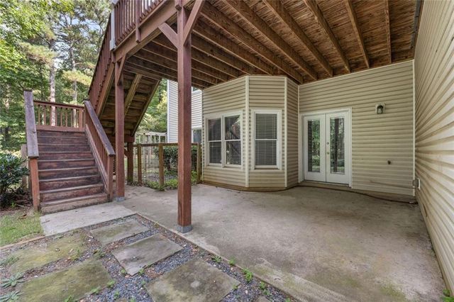 395 Amberbrook Circle, Grayson, GA 30017