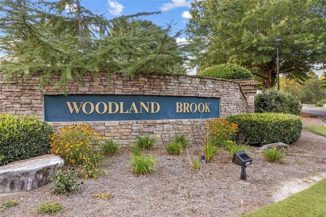 395 Amberbrook Circle, Grayson, GA 30017