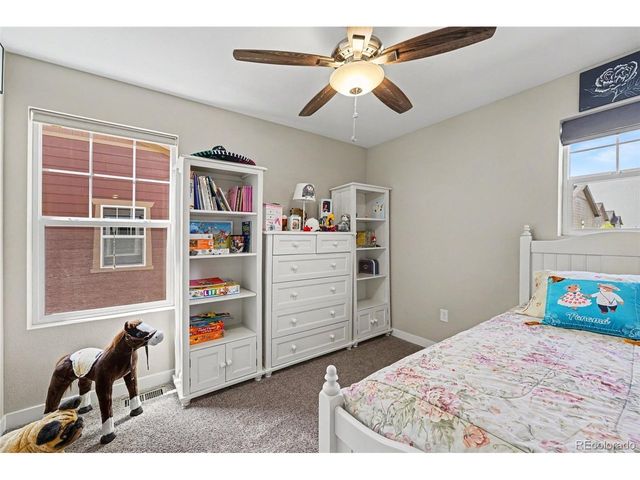 7602 S Yakima Ct, Aurora, CO 80016