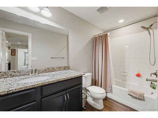 7602 S Yakima Ct, Aurora, CO 80016