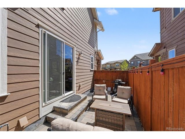 7602 S Yakima Ct, Aurora, CO 80016