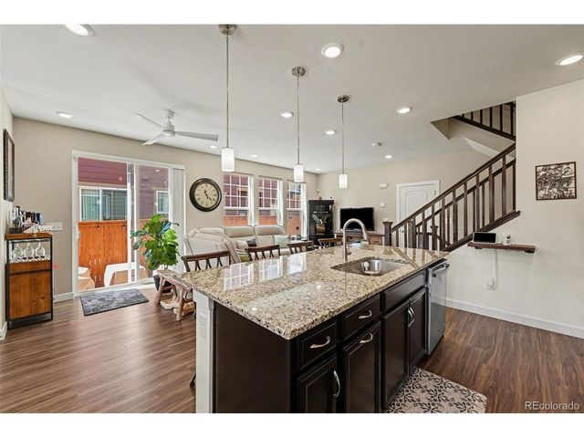 7602 S Yakima Ct, Aurora, CO 80016