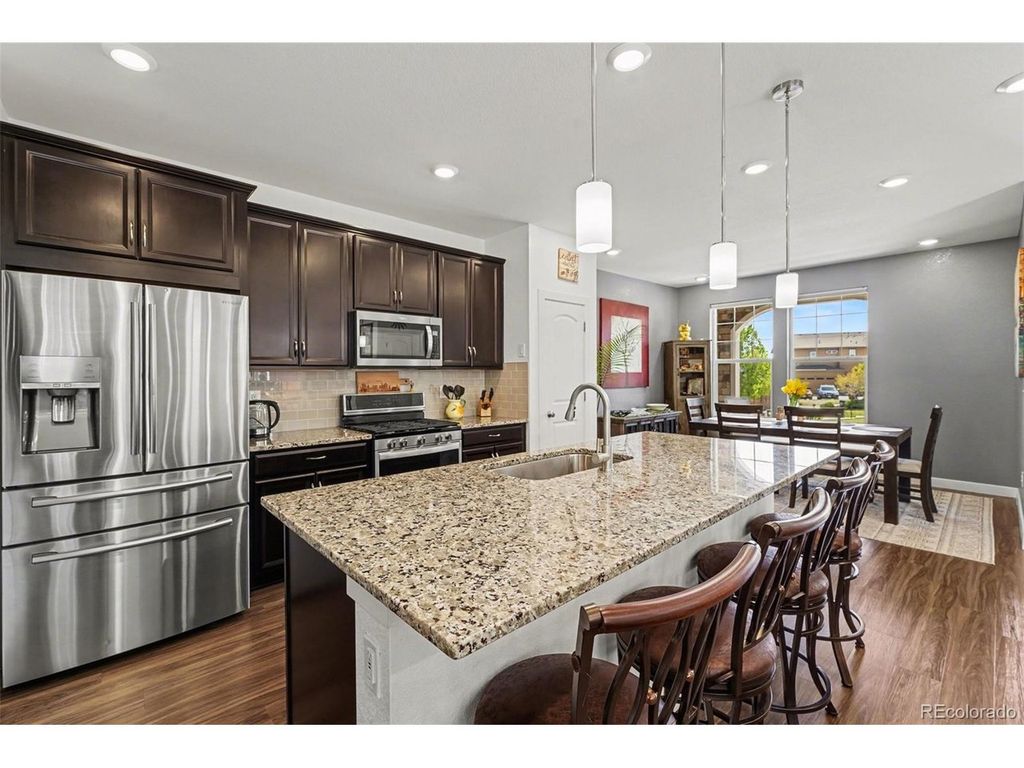 7602 S Yakima Ct, Aurora, CO 80016