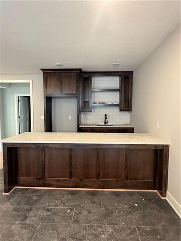 18500 Pawnee Lane, Overland Park, KS 66085