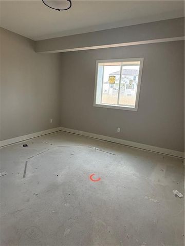 18500 Pawnee Lane, Overland Park, KS 66085