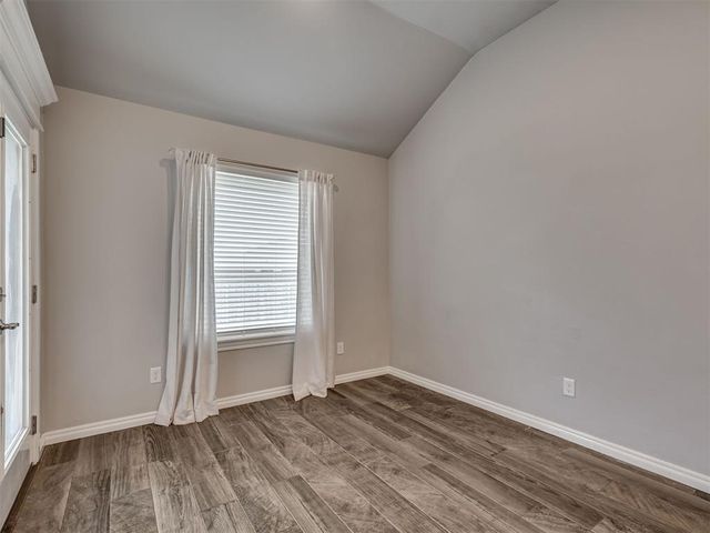 629 Dodge Court, Yukon, OK 73099