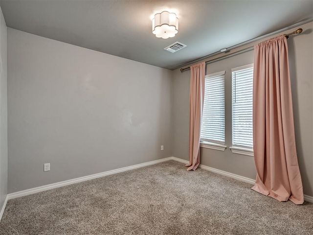 629 Dodge Court, Yukon, OK 73099