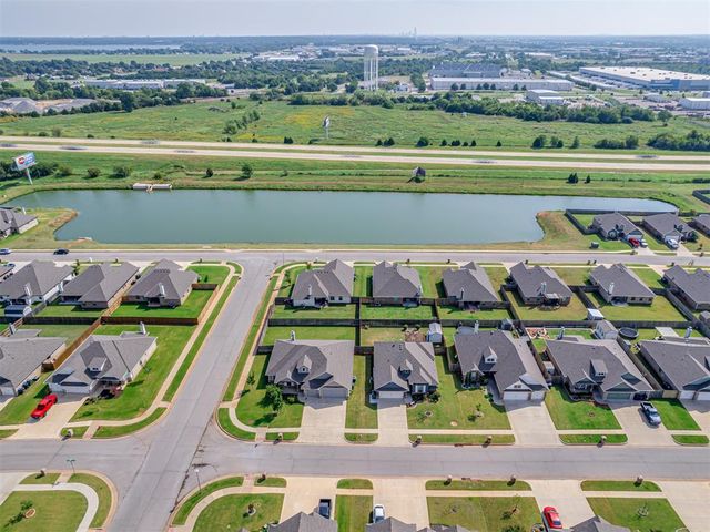 629 Dodge Court, Yukon, OK 73099