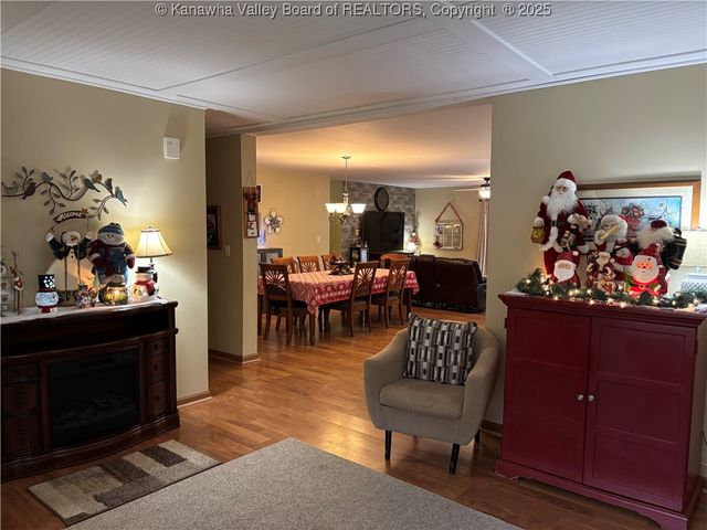 110 & 108 Mallory Lane, South Charleston, WV 25309