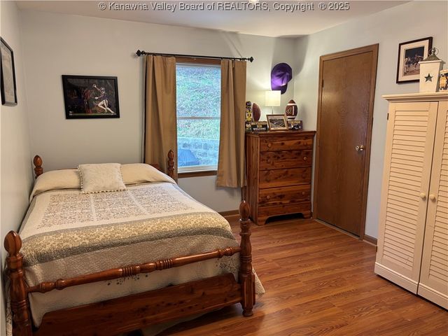 110 & 108 Mallory Lane, South Charleston, WV 25309