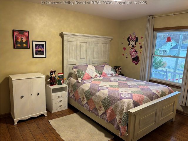 110 & 108 Mallory Lane, South Charleston, WV 25309