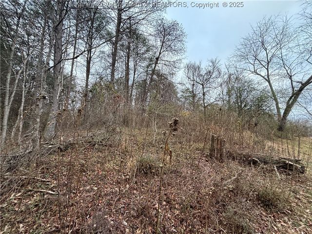 110 & 108 Mallory Lane, South Charleston, WV 25309