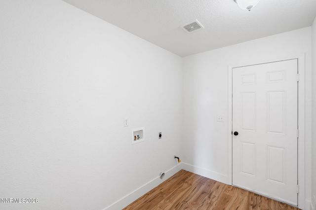 7090 Strauss Drive, Sun Valley, NV 89433