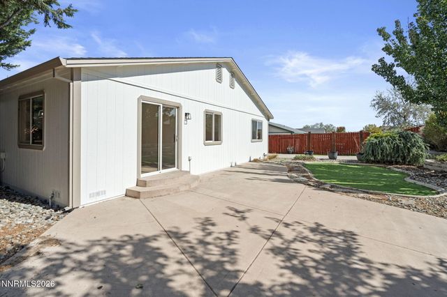 7090 Strauss Drive, Sun Valley, NV 89433