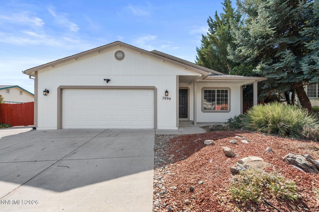 7090 Strauss Drive, Sun Valley, NV 89433