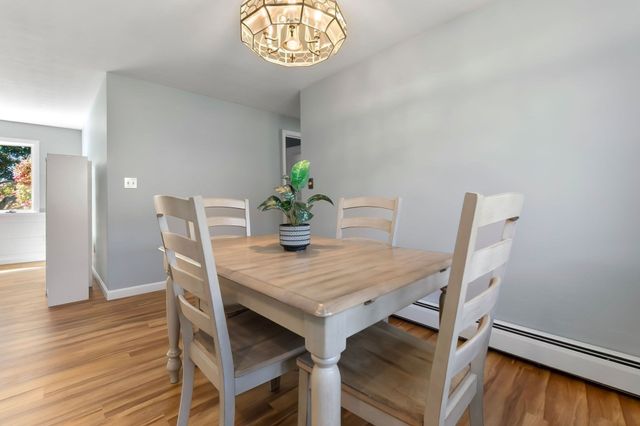 23 Russell St, Peabody, MA 01960