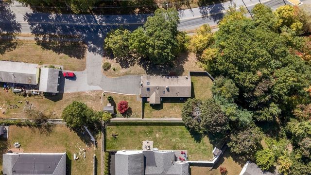 23 Russell St, Peabody, MA 01960