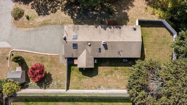 23 Russell St, Peabody, MA 01960
