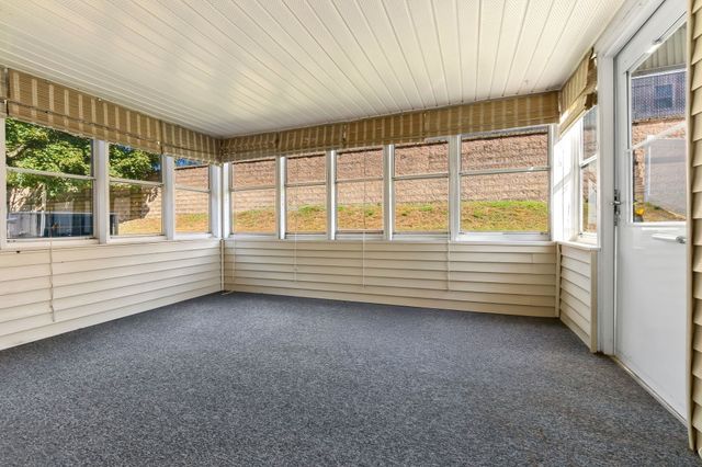 23 Russell St, Peabody, MA 01960