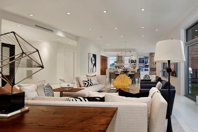 1 Waterway Court 5B, The Woodlands, TX 77380