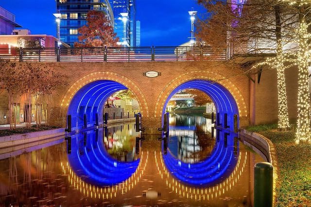 1 Waterway Court 5B, The Woodlands, TX 77380