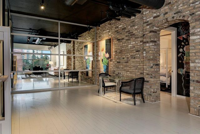 1 Waterway Court 5B, The Woodlands, TX 77380