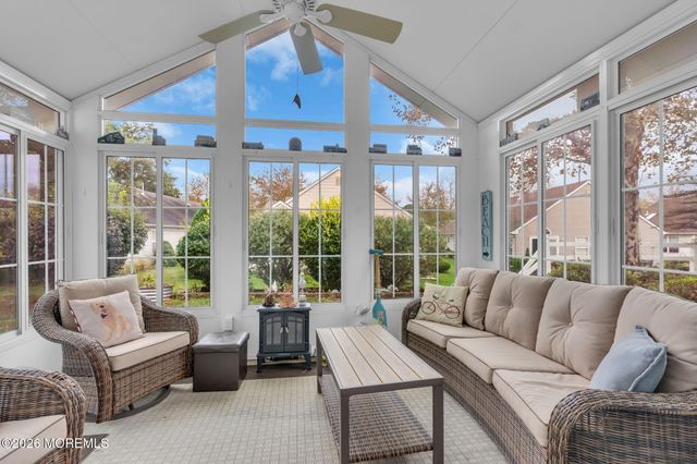 6 Winding River Road, Lakewood, NJ 08701