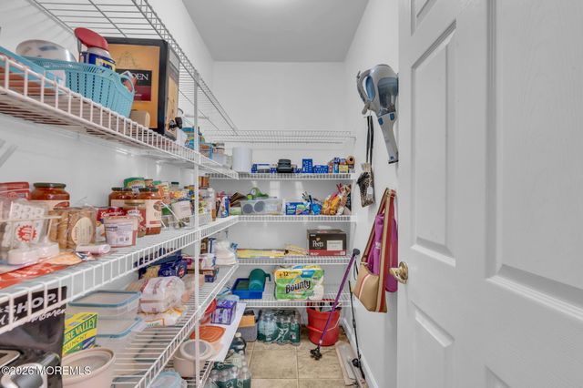 6 Winding River Road, Lakewood, NJ 08701