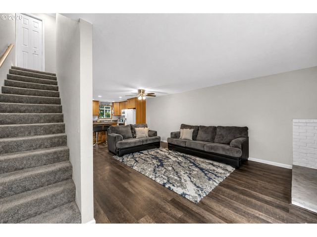 4117 Ne 8TH St, Gresham, OR 97030