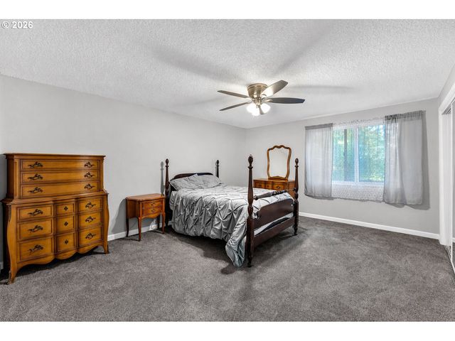 4117 Ne 8TH St, Gresham, OR 97030