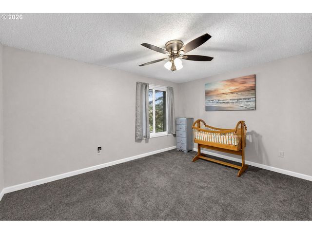 4117 Ne 8TH St, Gresham, OR 97030