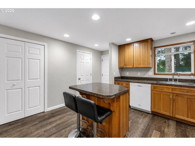 4117 Ne 8TH St, Gresham, OR 97030