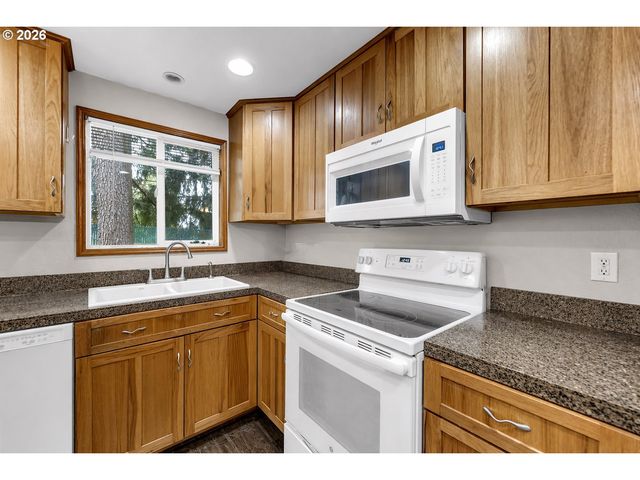 4117 Ne 8TH St, Gresham, OR 97030