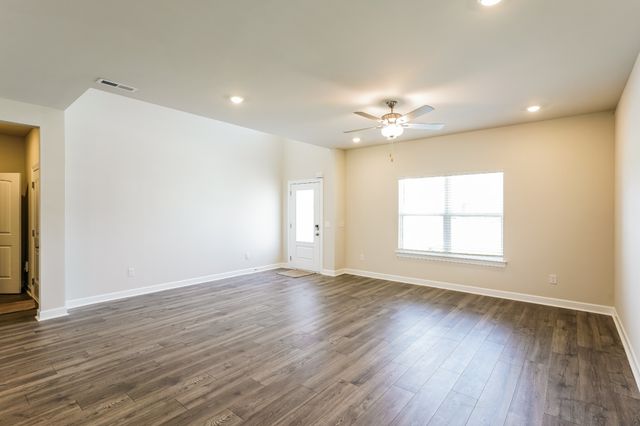 2415 Nabali Way, Murfreesboro, TN 37127