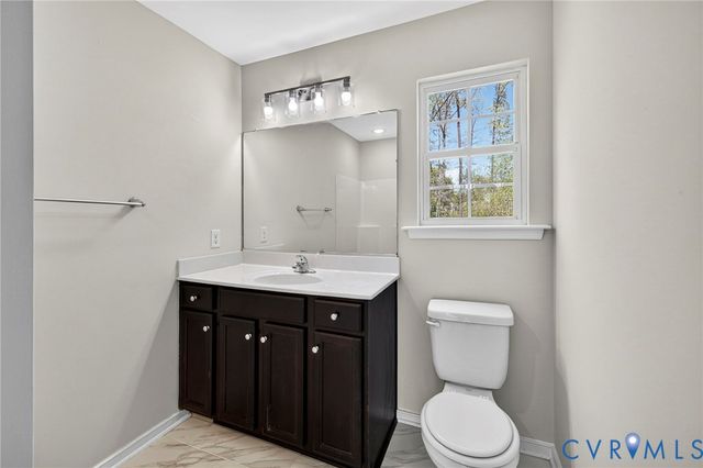 14225 Laketree Dr, Chester, VA 23831