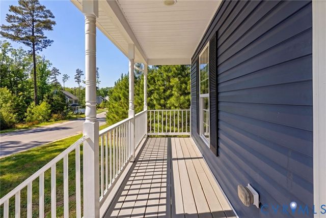 14225 Laketree Dr, Chester, VA 23831