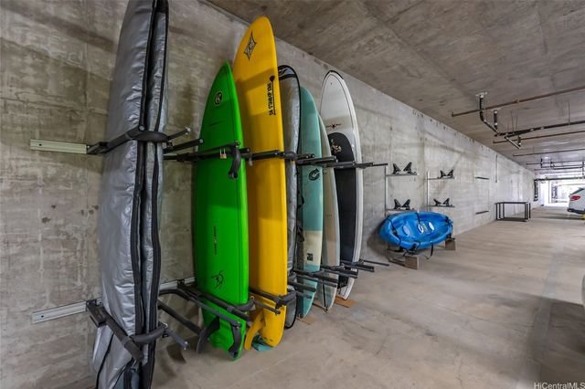 520 Lunalilo Home Road 7104, Honolulu, HI 96825