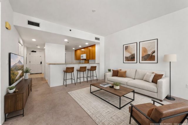 520 Lunalilo Home Road 7104, Honolulu, HI 96825