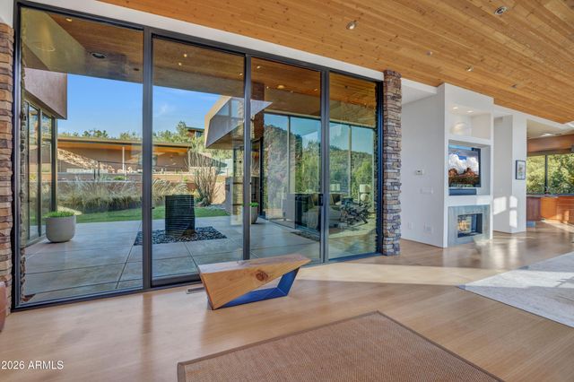 290 Cross Creek Circle, Sedona, AZ 86336