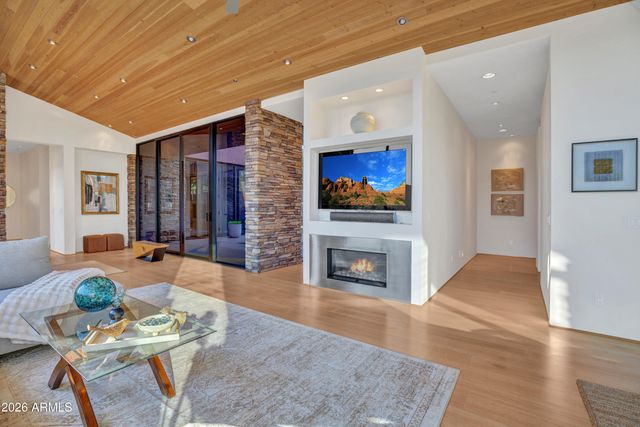 290 Cross Creek Circle, Sedona, AZ 86336