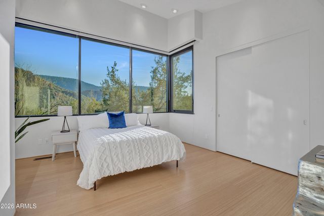 290 Cross Creek Circle, Sedona, AZ 86336